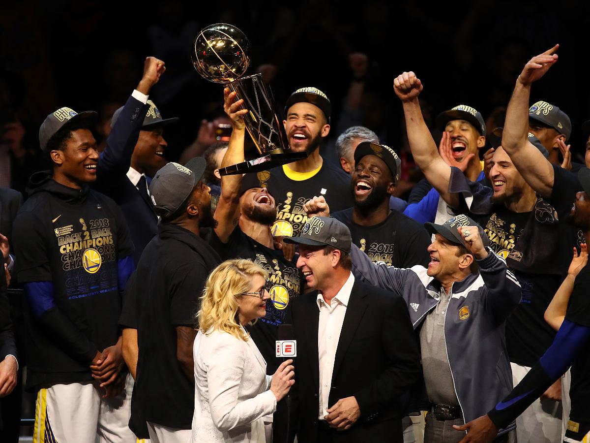 华体会电竞-狂炸UED|比赛|,勇士主场凯莉拿下全场最高