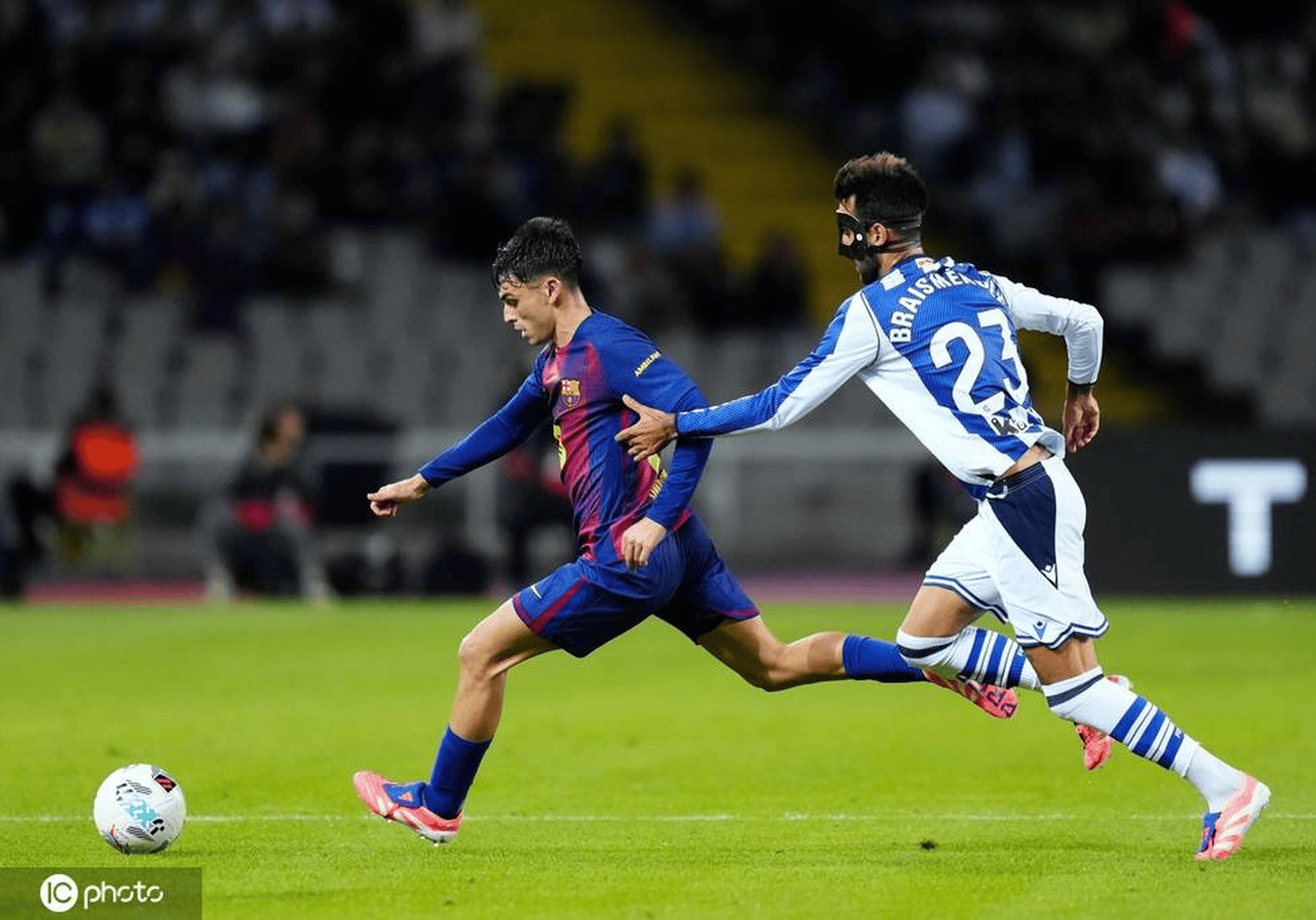 华体会入口-包含皇家社会主场大胜,向榜首发起冲击!的词条