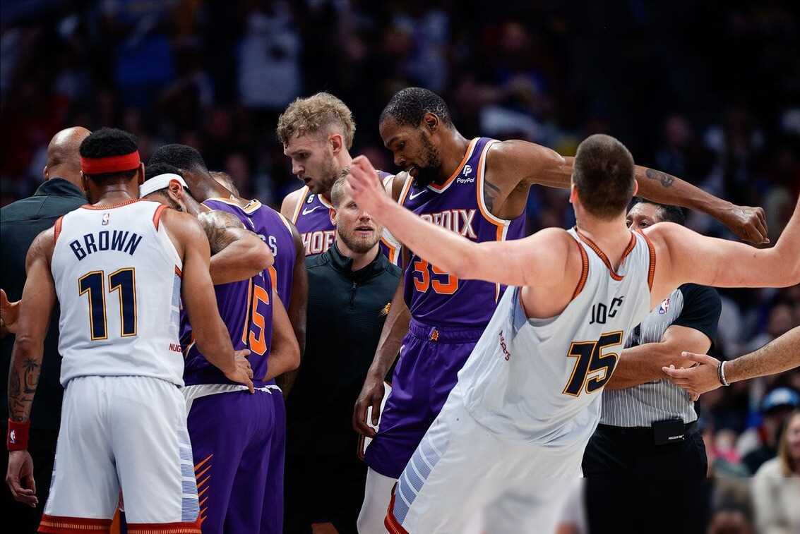 华体会在线登录-火箭队主场胜利士气高涨全队备战季后赛的简单介绍