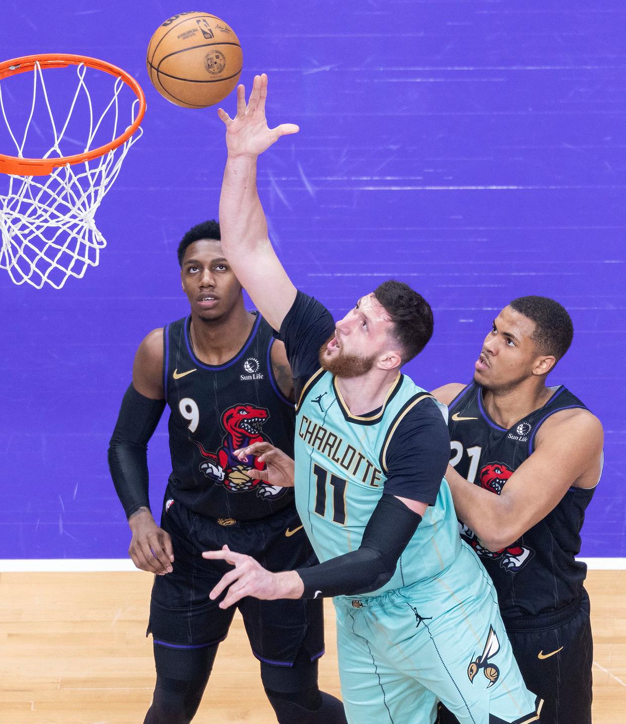 华体会网页版登录入口-猛龙主场输给篮网，失去领先优势